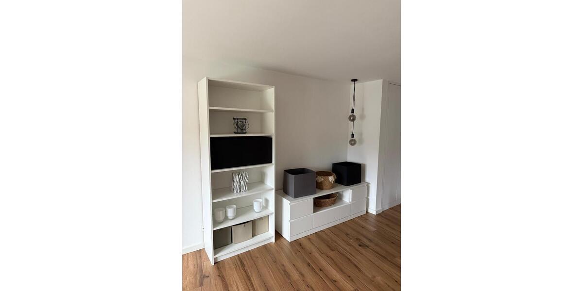 Dachgeschoßwohnung Homburg - 3 Zimmer, 100 m&sup2;, 1.300&euro; | Angebot:24848263