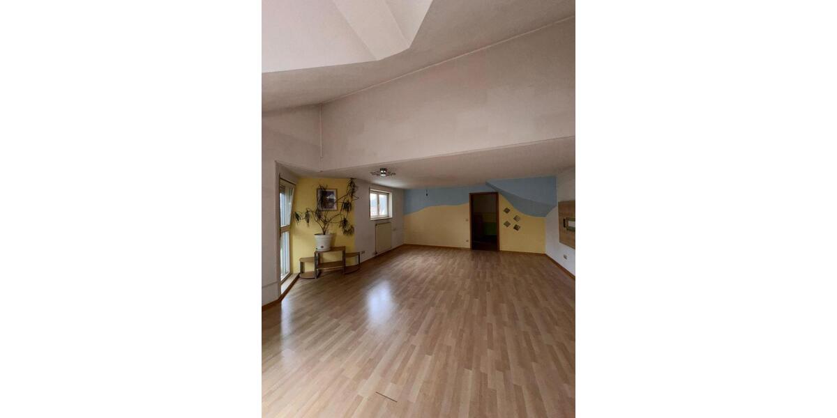 Maisonettenwohnung Saarlouis - 4 Zimmer, 104 m&sup2;, 220.000&euro; | Angebot:25228056