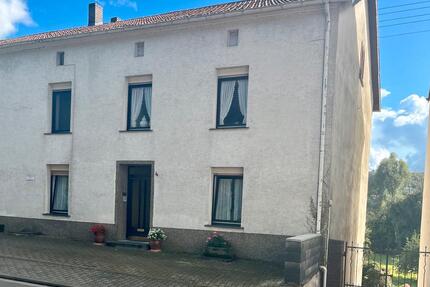 Haus Rehlingen-Siersburg Siersburg - 4 Zimmer, 220 m&sup2;, 230.000&euro; | Angebot:25236900