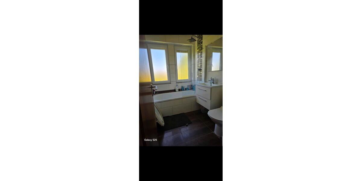Dachgeschoßwohnung Saarbrücken Neue Bremm - 4 Zimmer, 86 m&sup2;, 263.000&euro; | Angebot:27204612