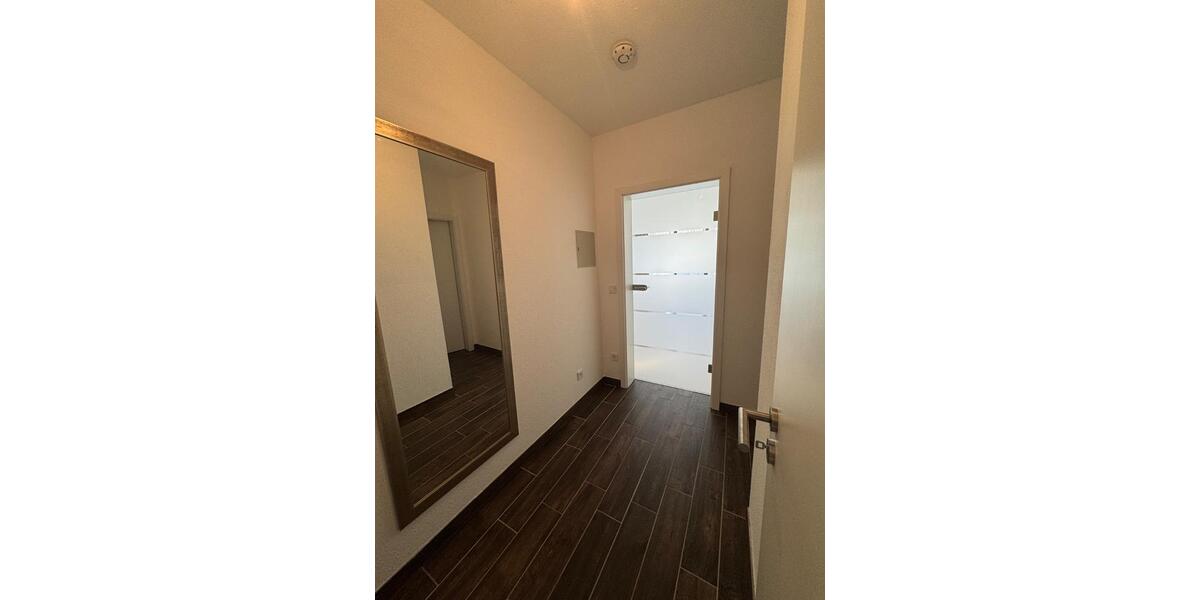 Etagenwohnung Saarlouis - 2 Zimmer, 60 m&sup2;, 670&euro; | Angebot:25636591