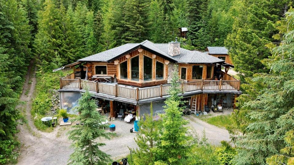 Einfamilienhaus Saarbrücken Bischmisheim - 6 Zimmer, 3.325 m&sup2;, 1.150.000&euro; | Angebot:24946698