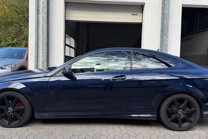 Mercedes-Benz C 180 198.000 km 8.400 &euro; Saarbrücken 66115