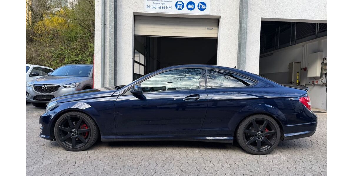 Mercedes-Benz C 180 198.000 km 8.400 &euro; Saarbrücken 66115