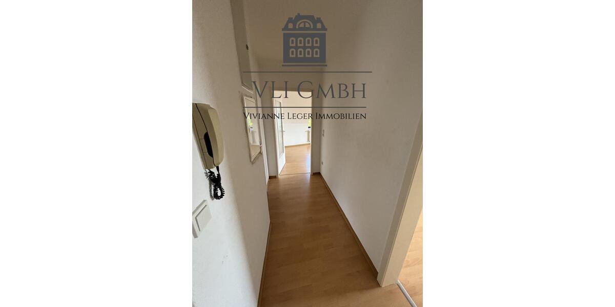 Dachgeschoßwohnung Saarbrücken - 1 Zimmer, 75 m&sup2;, 680&euro; | Angebot:25906340