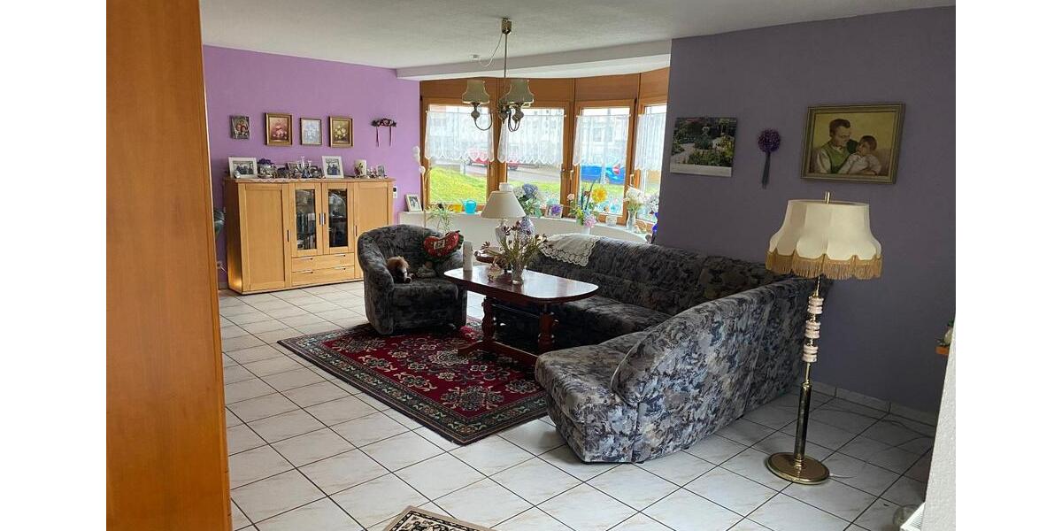 Erdgeschoßwohnung Schiffweiler - 2 Zimmer, 98 m&sup2;, 760&euro; | Angebot:25172679