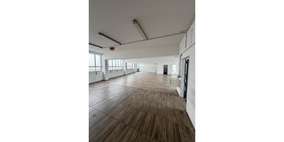 Gewerbeobjekt Saarbrücken Bischmisheim - 2.400&euro; | Angebot:26072678