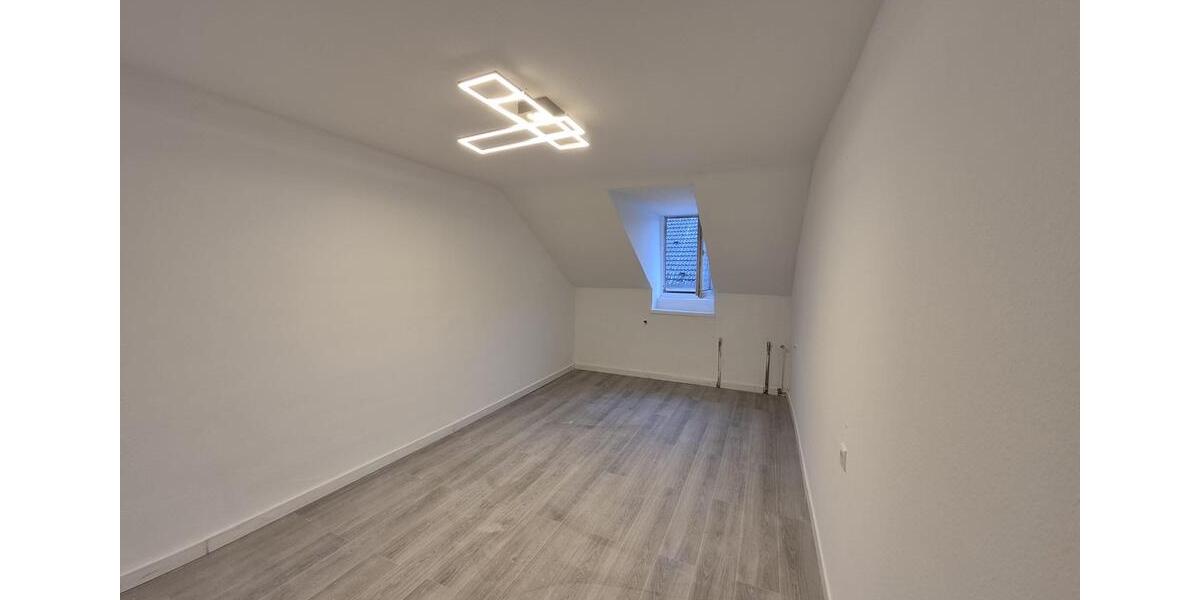 Dachgeschoßwohnung Neunkirchen - 2 Zimmer, 55 m&sup2;, 620&euro; | Angebot:25948554