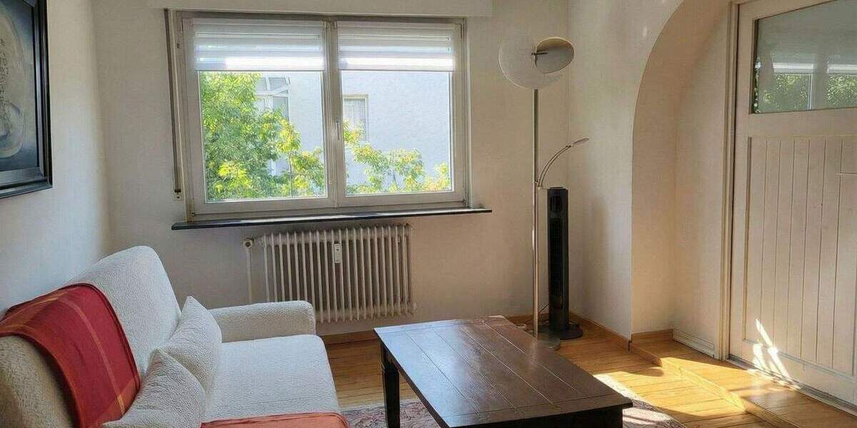 Doppelhaushälfte Saarbrücken Alt-Saarbrücken - 9 Zimmer, 218 m&sup2;, 398.000&euro; | Angebot:25772955