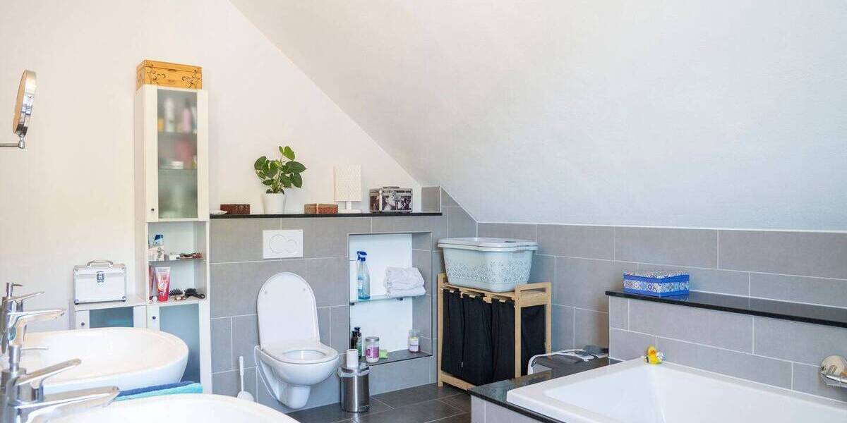 Einfamilienhaus Blieskastel Bierbach - 6 Zimmer, 180 m&sup2;, 500.000&euro; | Angebot:25797231