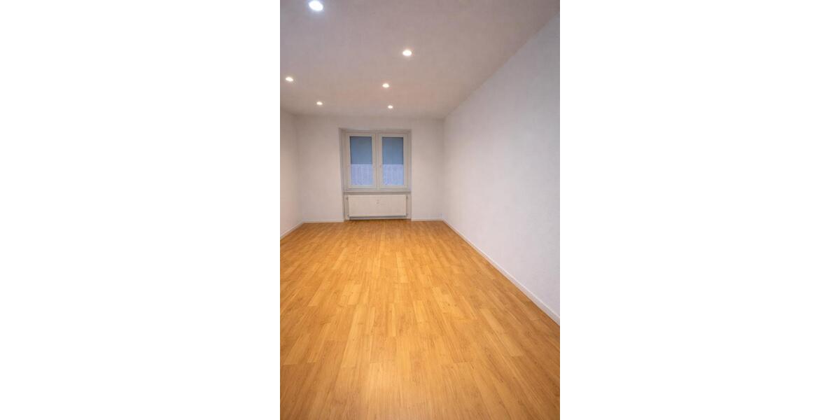 Etagenwohnung Sankt Ingbert - 3 Zimmer, 70 m&sup2;, 700&euro; | Angebot:25722975