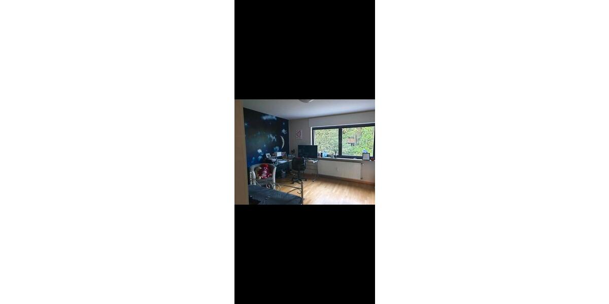 Etagenwohnung Saarbrücken Scheidt - 4 Zimmer, 125 m&sup2;, 1.099&euro; | Angebot:25998934