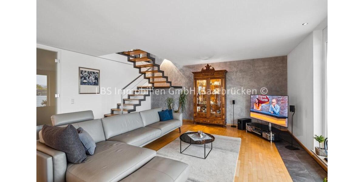 Einfamilienhaus Saarlouis - 4 Zimmer, 245 m&sup2;, 2.450&euro; | Angebot:20985273