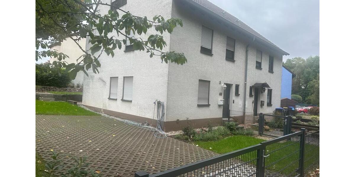 Einfamilienhaus Saarbrücken Dudweiler - 5 Zimmer, 150 m&sup2;, 250.000&euro; | Angebot:26613240
