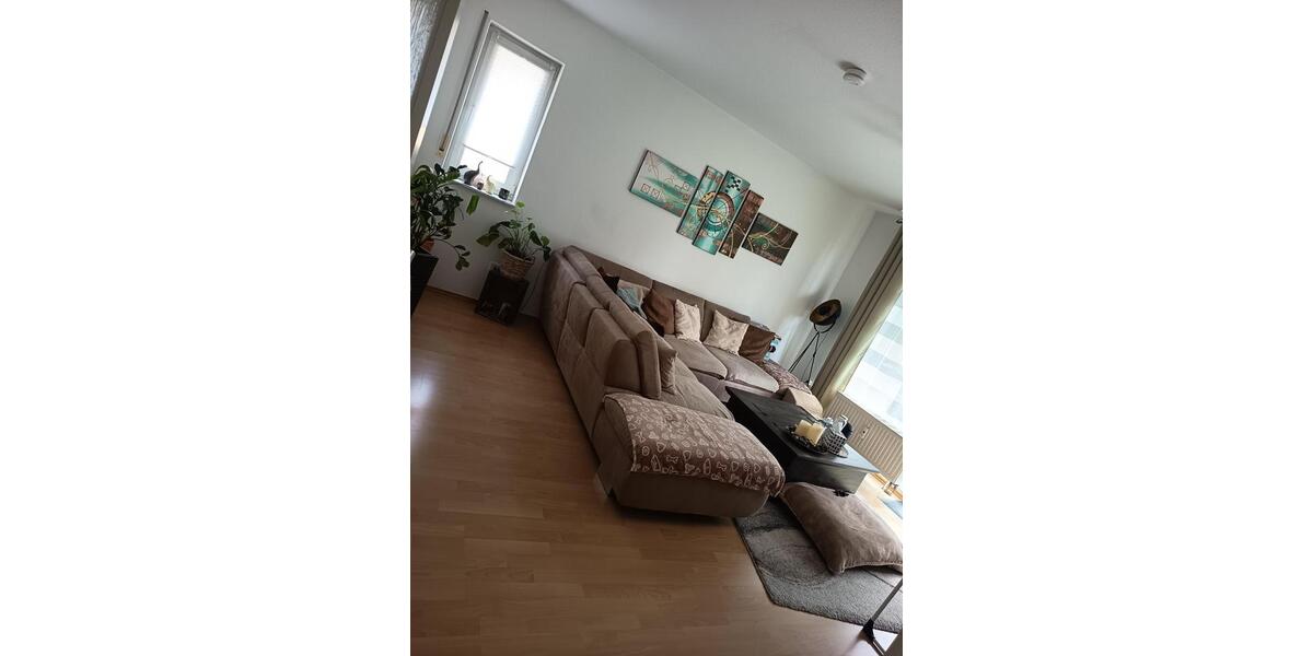 Etagenwohnung Neunkirchen - 3 Zimmer, 62 m&sup2;, 600&euro; | Angebot:25933089