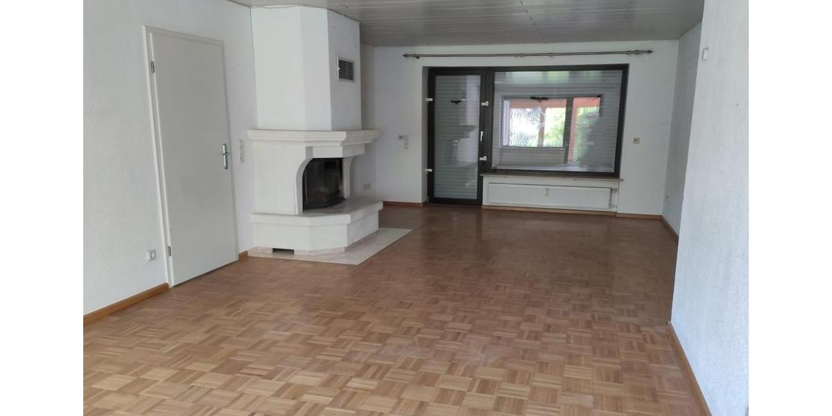 Einfamilienhaus Saarbrücken Dudweiler - 7 Zimmer, 195 m&sup2;, 430.000&euro; | Angebot:26498374