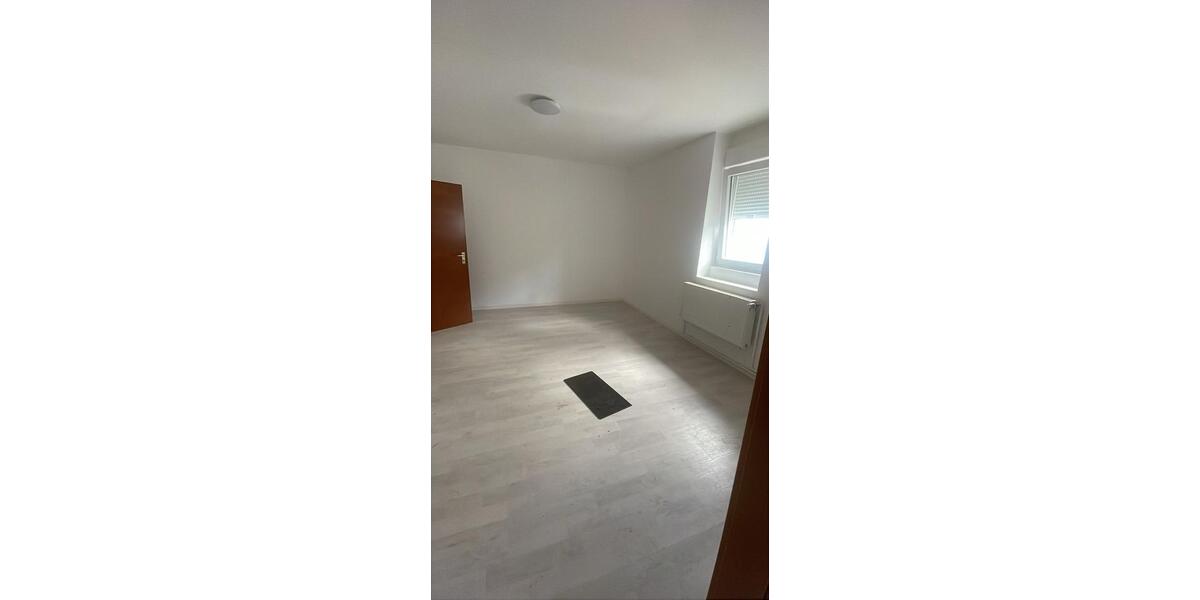 Etagenwohnung Homburg - 3 Zimmer, 75 m&sup2;, 1.350&euro; | Angebot:26693698