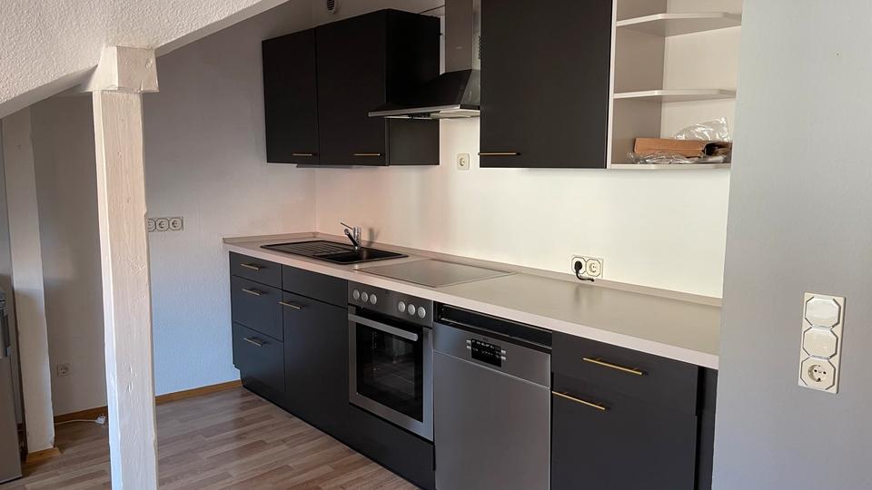 Dachgeschoßwohnung Saarbrücken Eschberg - 2 Zimmer, 50 m&sup2;, 575&euro; | Angebot:26013062