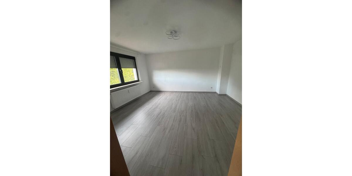 Etagenwohnung Heusweiler - 4 Zimmer, 90 m&sup2;, 800&euro; | Angebot:26613884