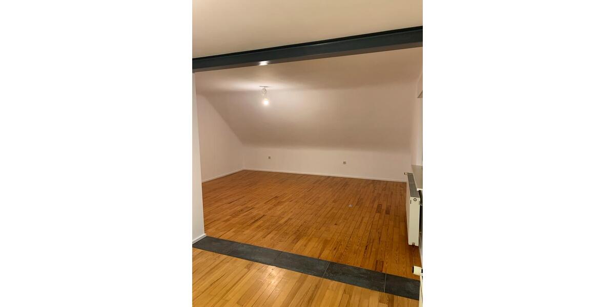 Dachgeschoßwohnung Lebach - 2 Zimmer, 63 m&sup2;, 550&euro; | Angebot:26612822