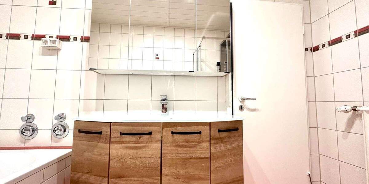 Etagenwohnung Dillingen/Saar Dillingen - 3 Zimmer, 91 m&sup2;, 135.000&euro; | Angebot:25670986