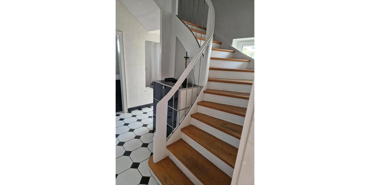 Einfamilienhaus Dillingen (Saar) - 5 Zimmer, 180 m&sup2;, 650.000&euro; | Angebot:26398003