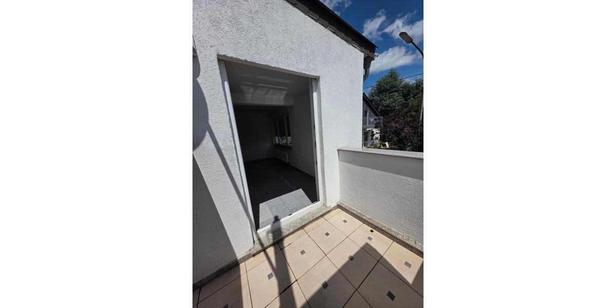 Etagenwohnung Schwalbach - 3 Zimmer, 80 m&sup2;, 530&euro; | Angebot:24762581