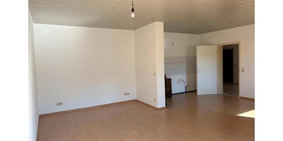 Hochparterre Saarbrücken West - 1.5 Zimmer, 70 m&sup2;, 140.000&euro; | Angebot:26827178