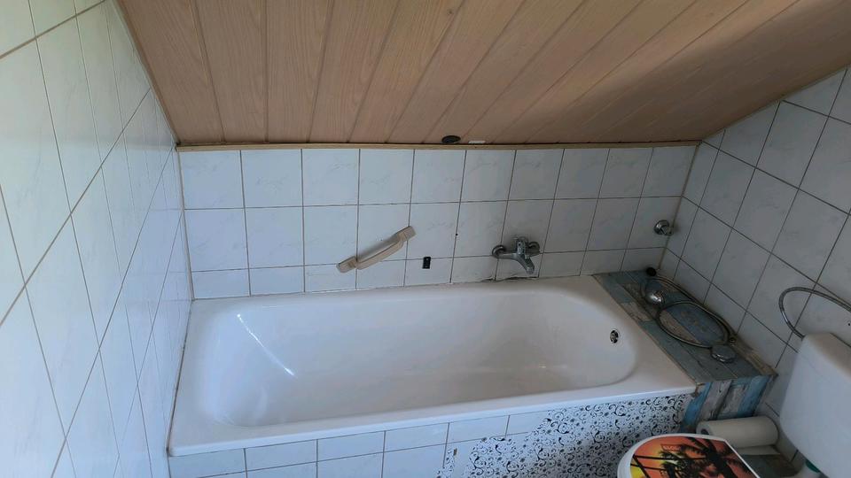 Dachgeschoßwohnung Quierschied - 2.5 Zimmer, 55 m&sup2;, 450&euro; | Angebot:26407086