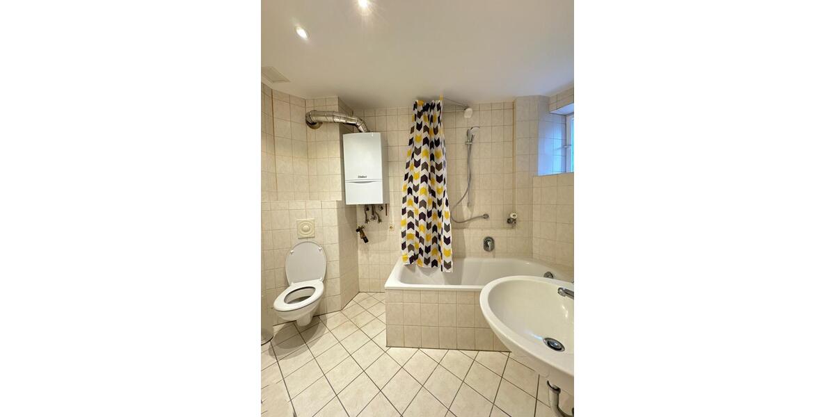 Etagenwohnung Saarbrücken Malstatt - 4 Zimmer, 106 m&sup2;, 800&euro; | Angebot:25421201