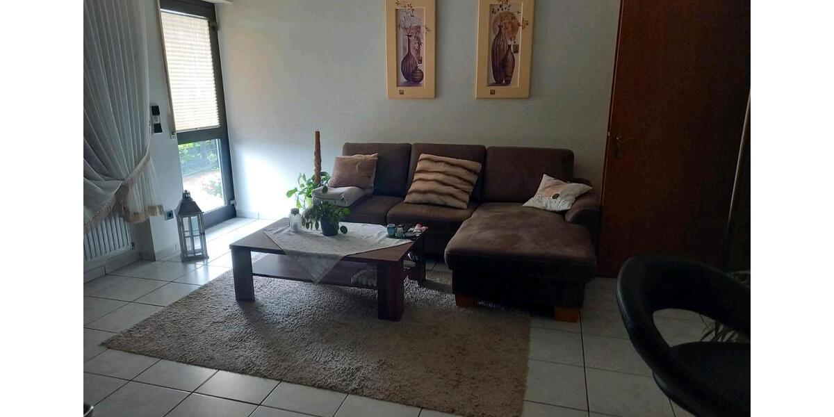 Etagenwohnung Püttlingen - 2 Zimmer, 70 m&sup2;, 550&euro; | Angebot:25792546