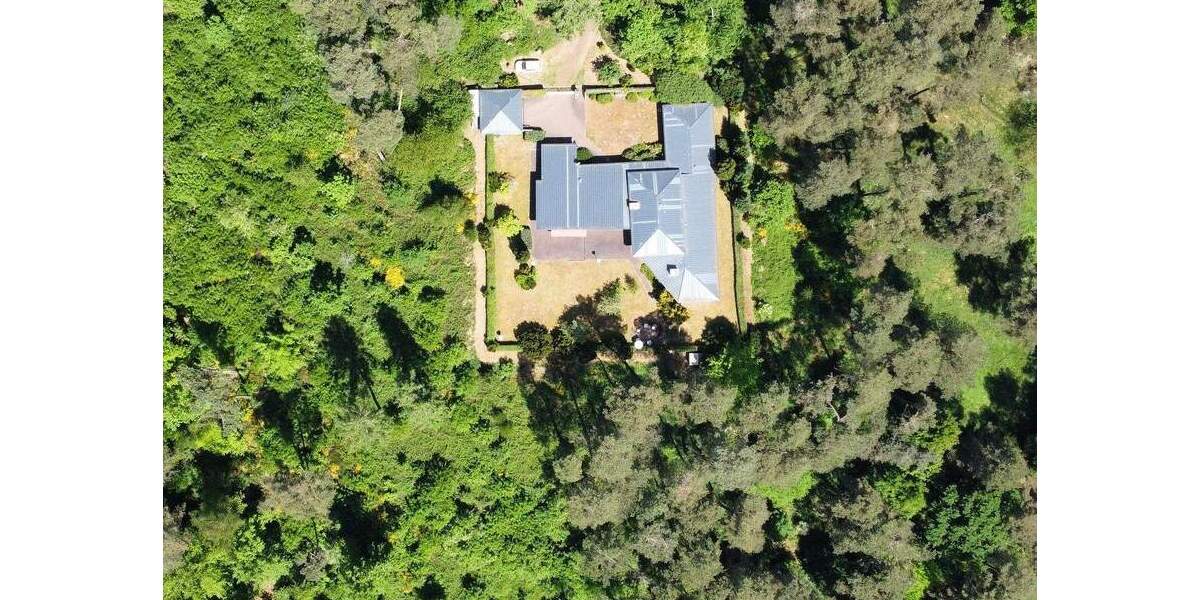 Bungalow Kirkel Limbach - 7 Zimmer, 244 m&sup2;, 790.000&euro; | Angebot:25773299