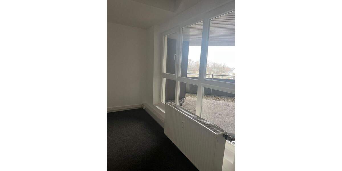 Gewerbeobjekt Saarlouis Roden - 4 Zimmer, 141 m&sup2;, 1.150&euro; | Angebot:25797881