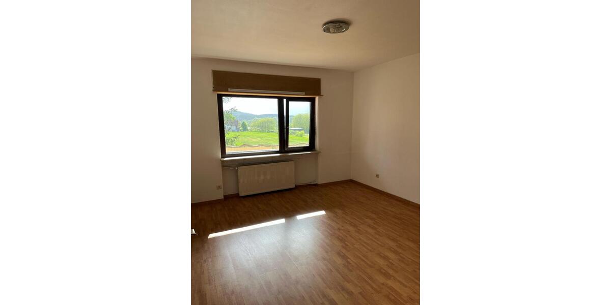 Einfamilienhaus Homburg - 6 Zimmer, 239 m&sup2;, 275.000&euro; | Angebot:25539359