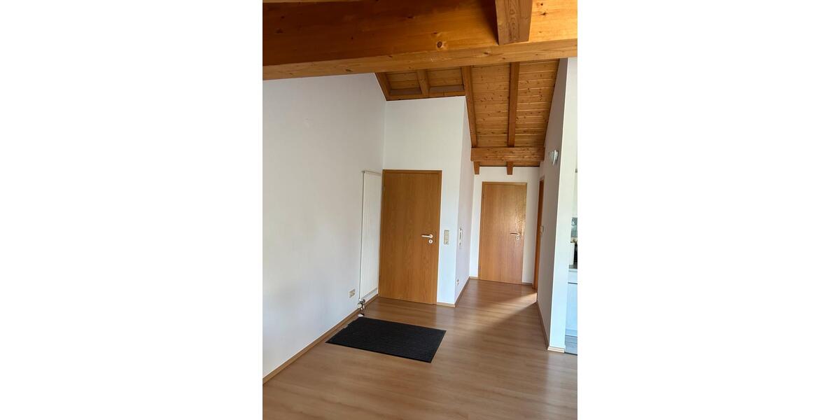 Dachgeschoßwohnung Zweibrücken - 1 Zimmer, 41 m&sup2;, 485&euro; | Angebot:25645986