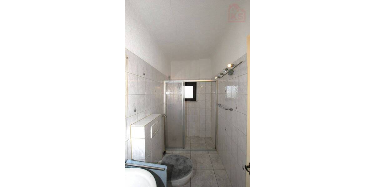 Reihenmittelhaus Saarlouis Roden - 9 Zimmer, 209 m&sup2;, 239.000&euro; | Angebot:26740496