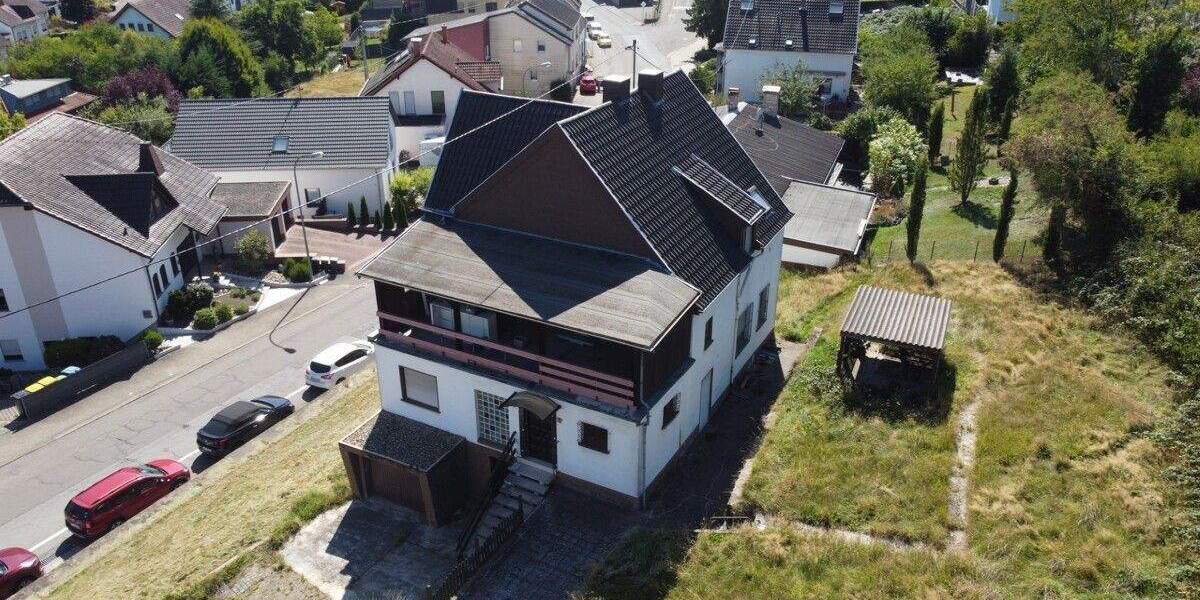 Einfamilienhaus Quierschied - 5 Zimmer, 230 m&sup2;, 249.000&euro; | Angebot:25706702