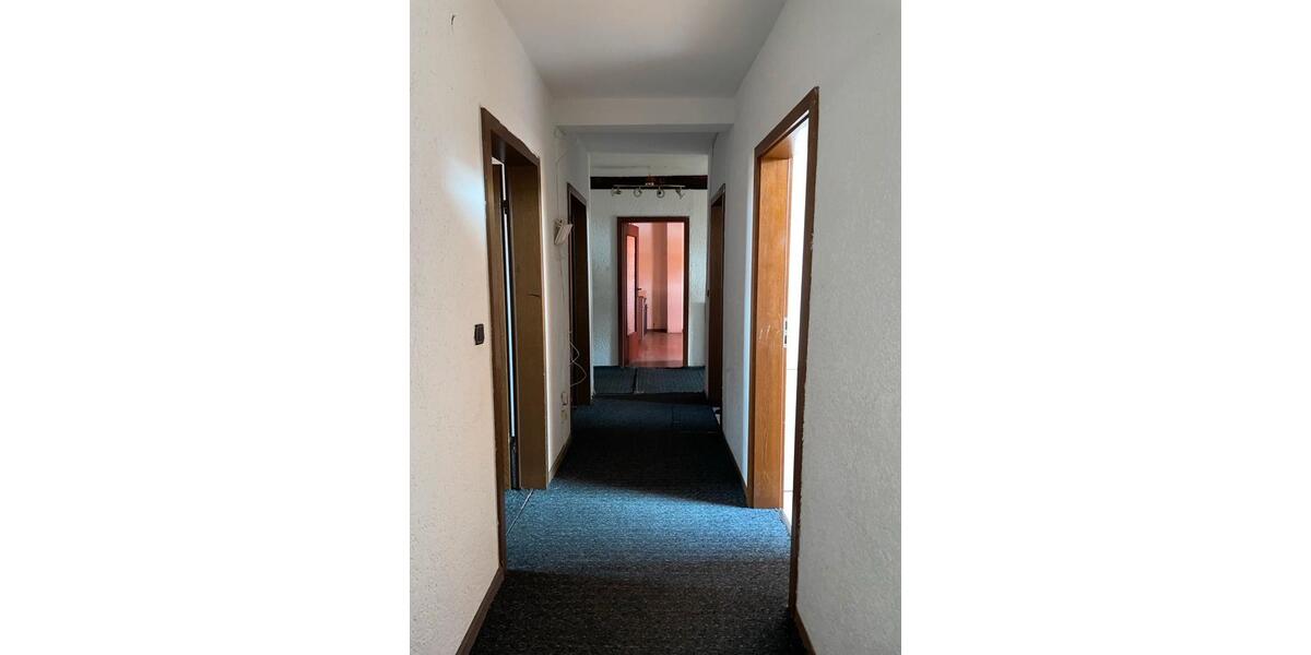 Dachgeschoßwohnung Zweibrücken - 5 Zimmer, 150 m&sup2;, 900&euro; | Angebot:26567141