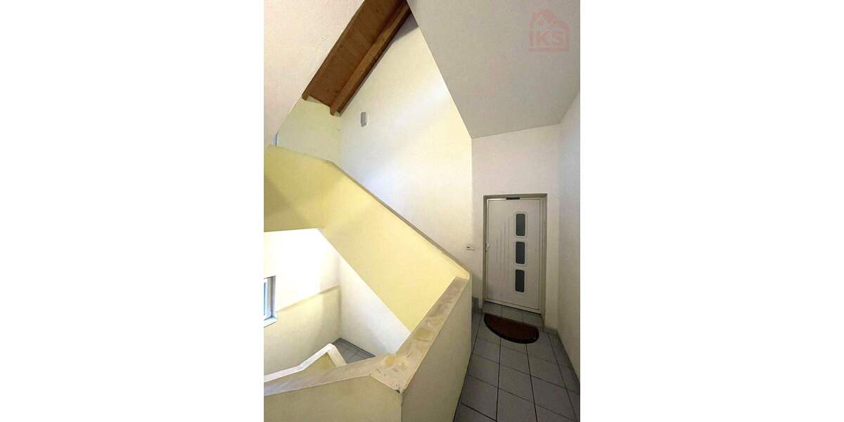 Etagenwohnung Völklingen / Wehrden (Saar) Wehrden - 4 Zimmer, 94 m&sup2;, 96.000&euro; | Angebot:25772466