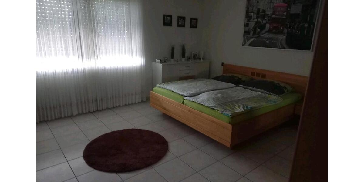 Etagenwohnung Püttlingen - 2 Zimmer, 70 m&sup2;, 550&euro; | Angebot:25792546