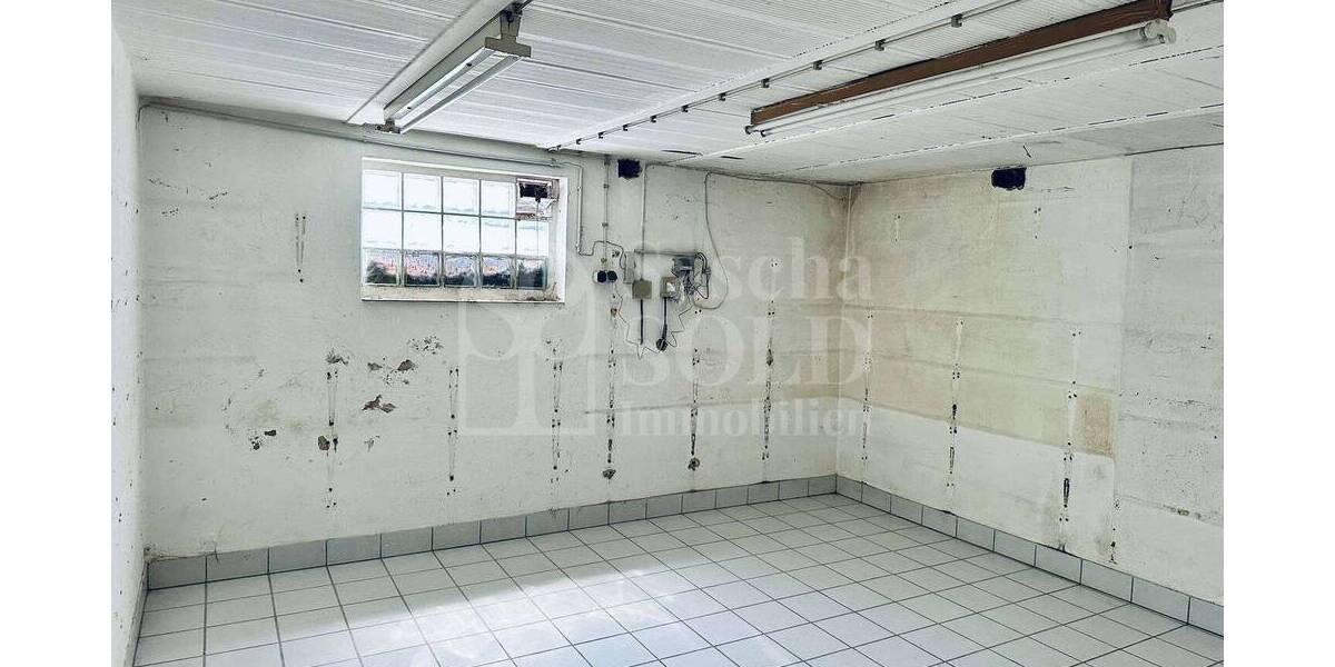 Helle 4-ZKB-Wohnung in St. Ingbert mit Balkon mit Garage & großem Kellerraum - Etagenwohnung Sankt Ingbert Hassel | Angebot:26018615