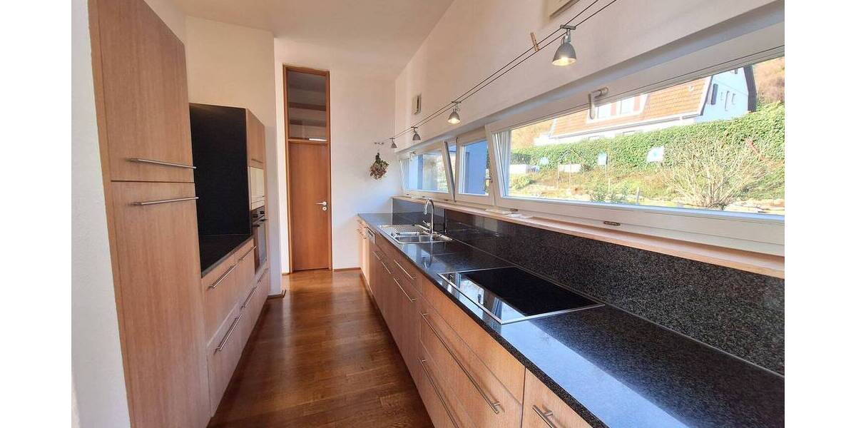 Einfamilienhaus Saarbrücken St Arnual - 7 Zimmer, 205 m&sup2;, 1.300.000&euro; | Angebot:25695199