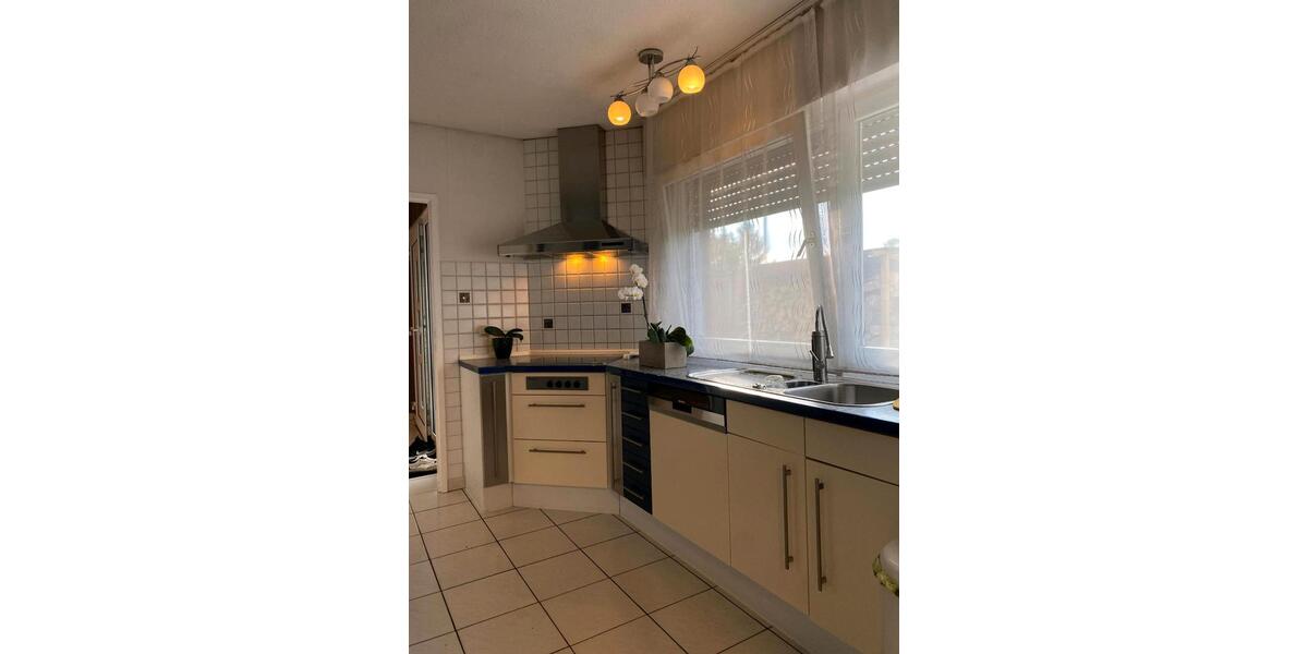 Etagenwohnung Neunkirchen - 5 Zimmer, 200 m&sup2;, 220.000&euro; | Angebot:25841499