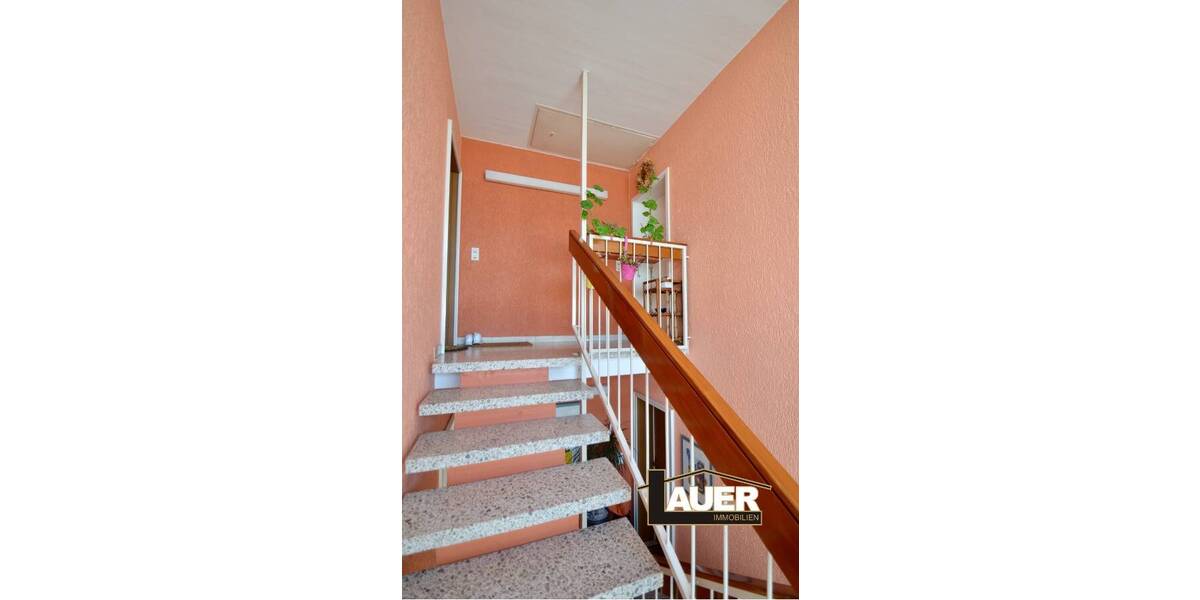 Etagenwohnung Saarlouis Fraulautern - 5 Zimmer, 110 m&sup2;, 179.000&euro; | Angebot:25666075