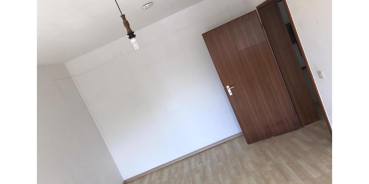 Etagenwohnung Homburg - 2 Zimmer, 86 m&sup2;, 800&euro; | Angebot:25996069