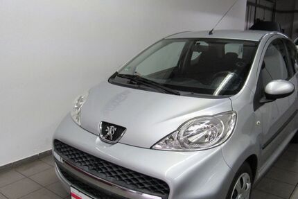 Peugeot 107 81.500 km 4.990 &euro; Saarbrücken 66121
