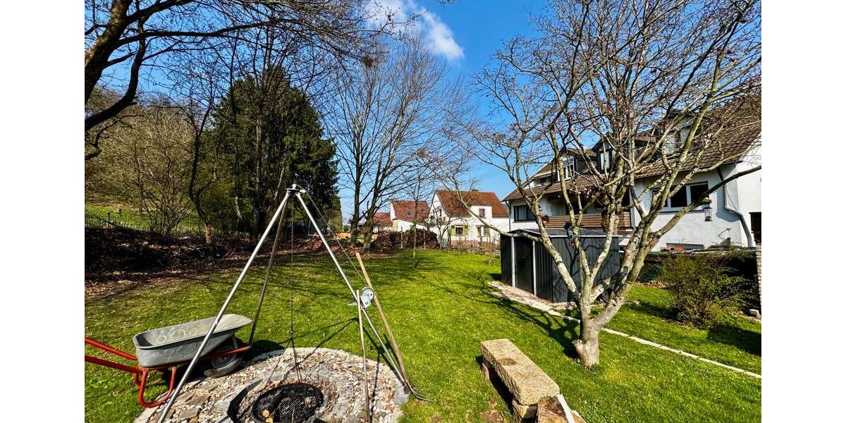 Etagenwohnung Rehlingen-Siersburg Siersburg - 8 Zimmer, 222 m&sup2;, 329.000&euro; | Angebot:26101650