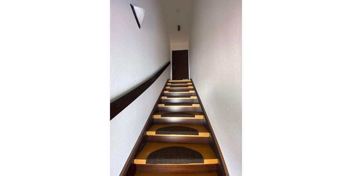 Mehrfamilienhaus, Wohnhaus Homburg Erbach - 6 Zimmer, 138 m&sup2;, 369.000&euro; | Angebot:25663284