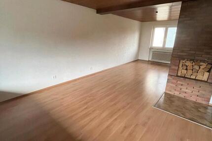 Wohnung Schiffweiler - 4 Zimmer, 100 m&sup2;, 690&euro; | Angebot:25905779