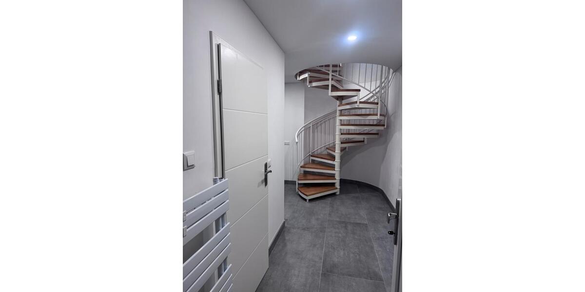 Etagenwohnung Homburg - 2.5 Zimmer, 80 m&sup2;, 700&euro; | Angebot:25905771